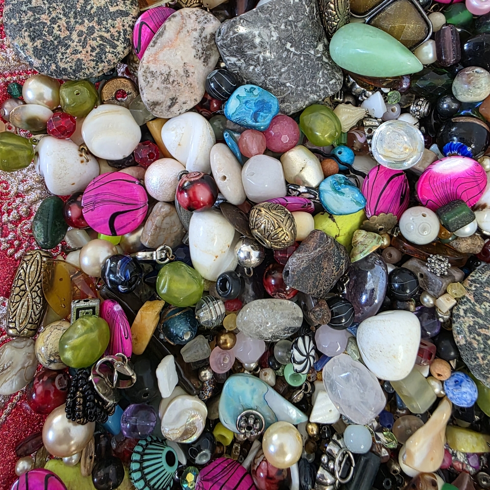 Mystery Bead Scoop Mix - Picture 3 of 12